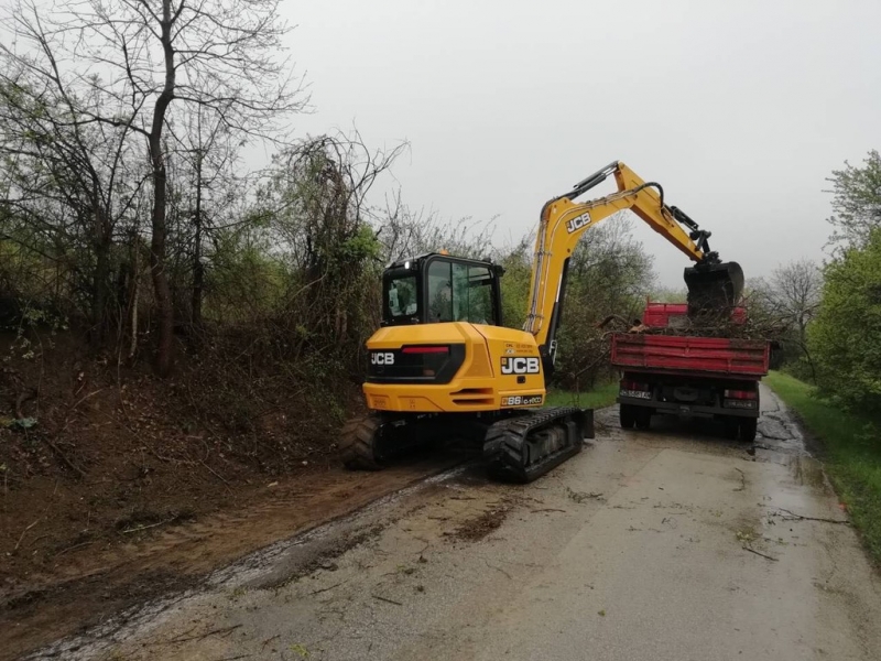 Реконструкция на общински пътища - Снимка 17