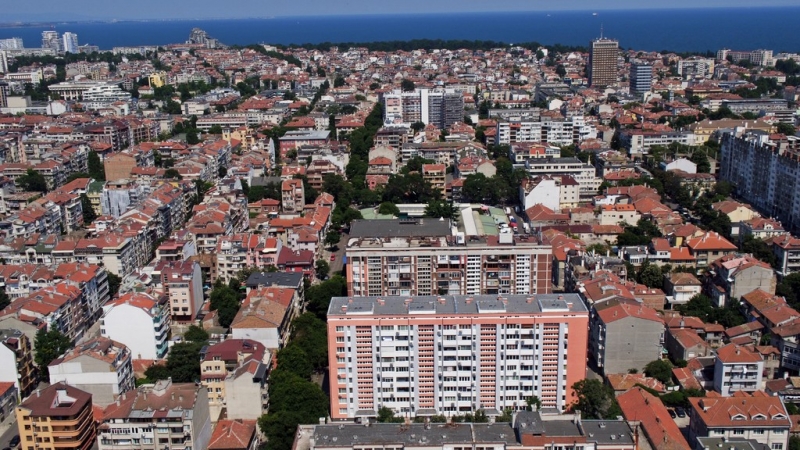 Изпълнение на Инженеринг - ул. Дебелт № 11 - Снимка 2