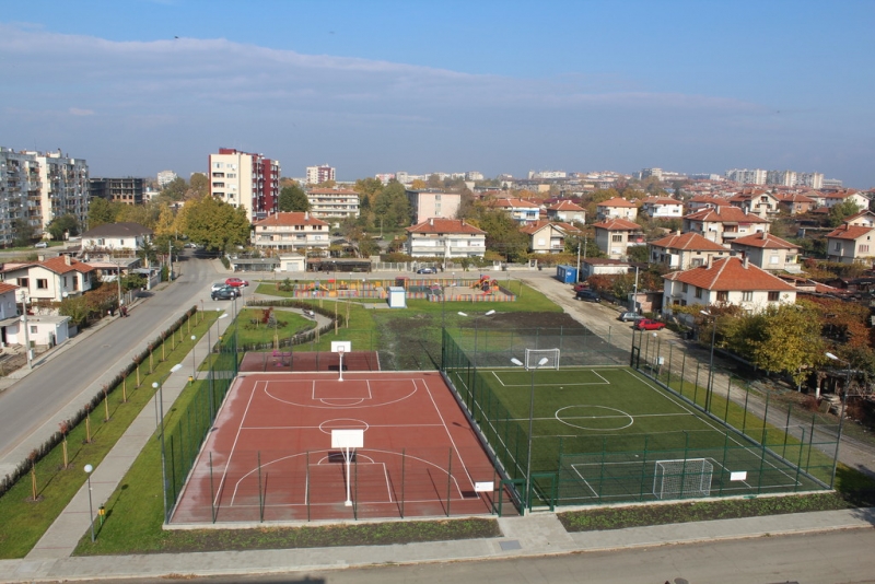 Открита детска и спортна площадка - Снимка 2