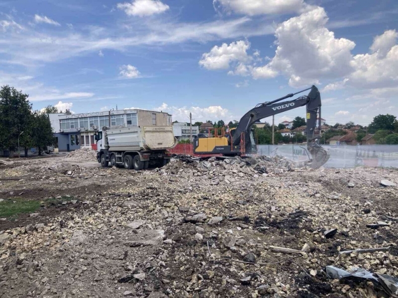 Изграждане на общински пазар - Снимка 21