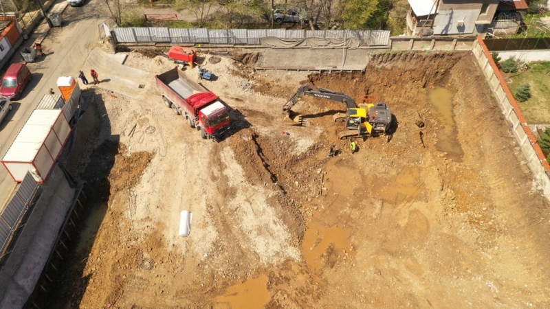 Многофамилна жилищна сграда - Снимка 18