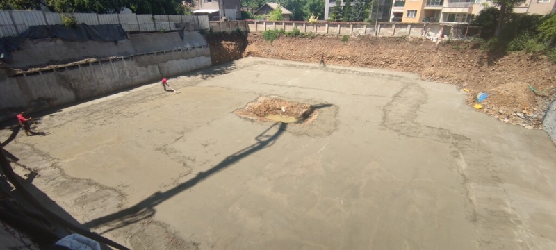 Многофамилна жилищна сграда - Снимка 15