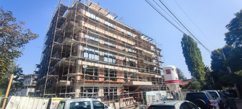 Многофамилна жилищна сграда - Снимка 4