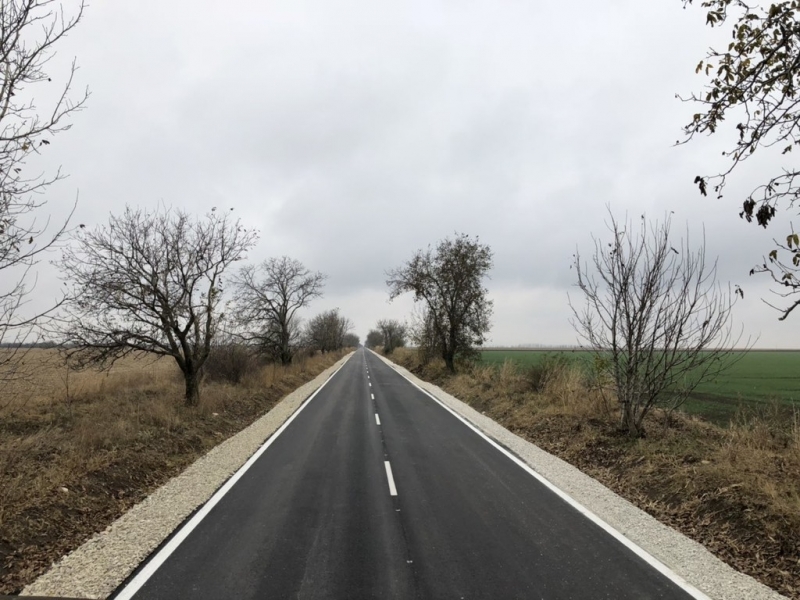 Реконструкция на Общински Път Обнова – Каменец - Снимка 3