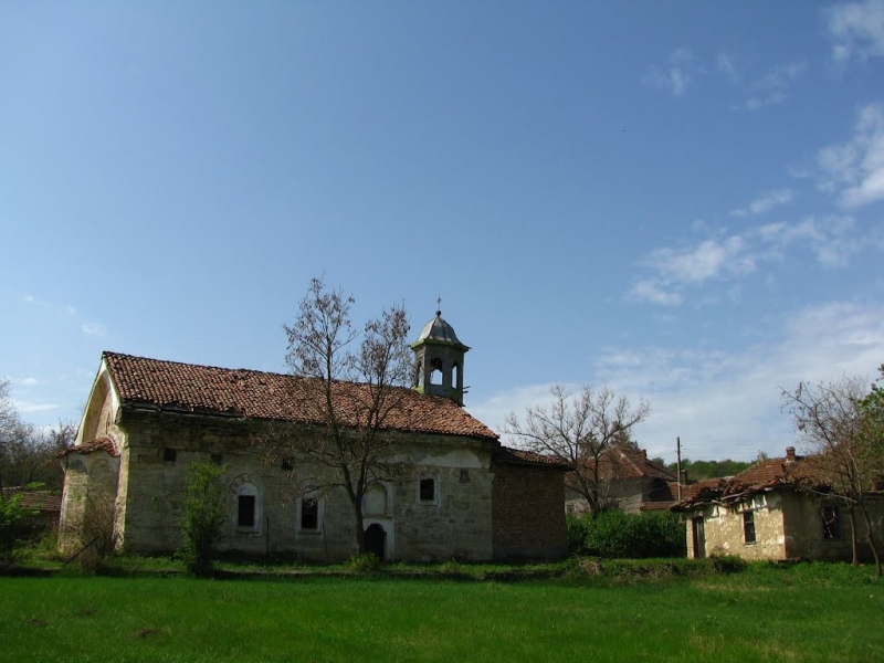 Църковен храм "Св. Св. Кирил и Методий" - Снимка 5