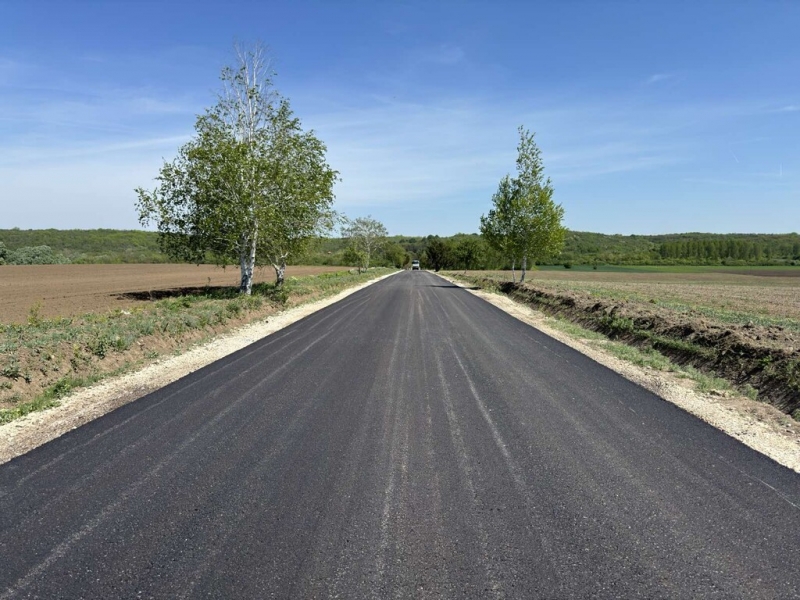 Реконструкция на общински път PVN3093 - Снимка 5