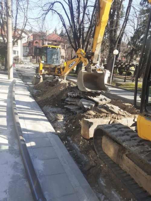 Реконструкция на улични водопровод и канализация - Снимка 6