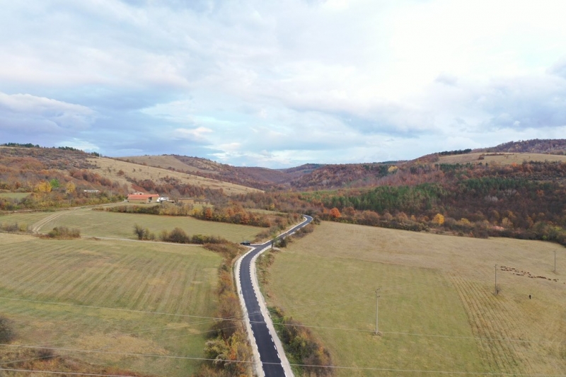 Реконструкция на общински пътища - Снимка 6