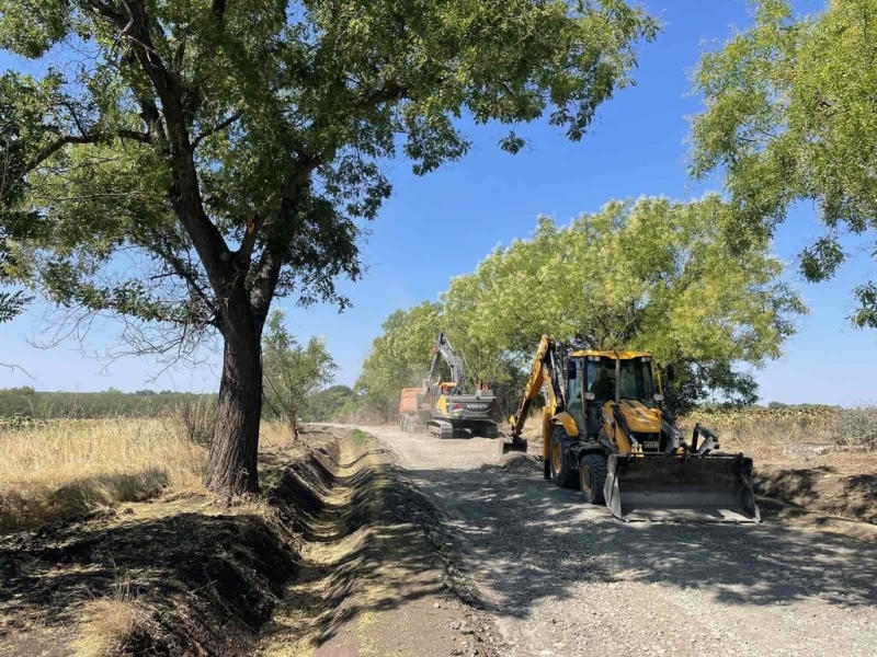 Реконструкция на участъци от общински път - Снимка 7