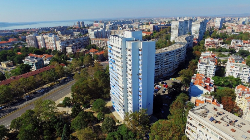 Изпълнение на Инженеринг - ж.к. „Лазур“ бл. 2 - Снимка 7