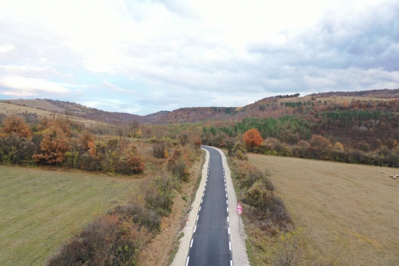 Реконструкция на общински пътища - Снимка 7