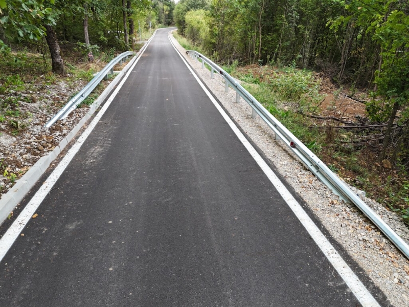 Реконструкция на общински пътища - Снимка 8