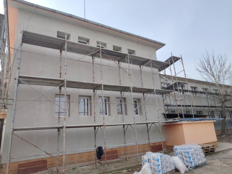 Внедряване на ЕСП и ВЕИ в ОУ "Максим Горки" - Снимка 8