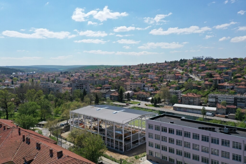 Многофункционална спортна зала - Снимка 10