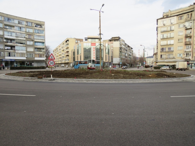 Благоустрояване на жилищна територия - Снимка 10