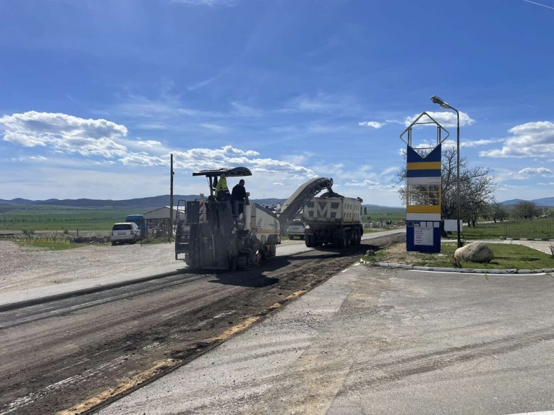 Реконструкция на общински път - Снимка 10