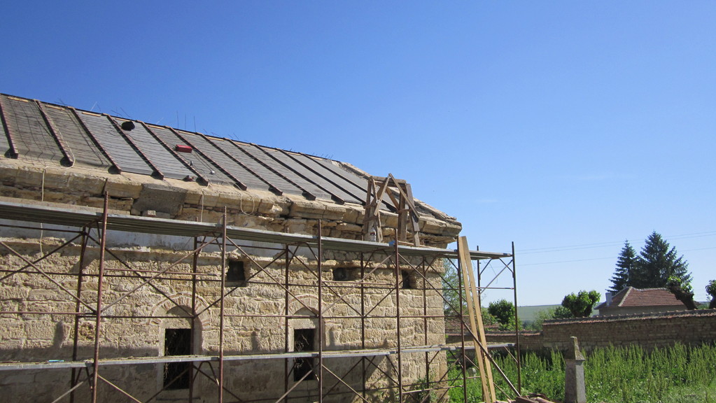 Църковен храм "Св. Св. Кирил и Методий" - Снимка 7