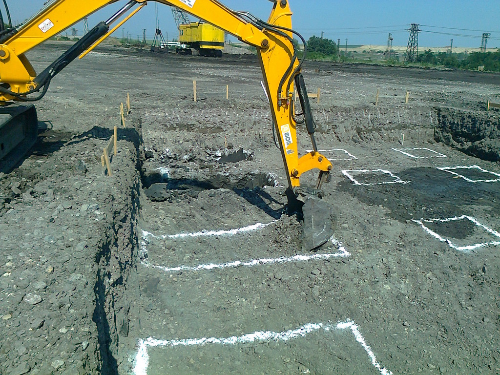 Изграждане на 4 бр. електро къщи и диспечерски пункт - Снимка 6