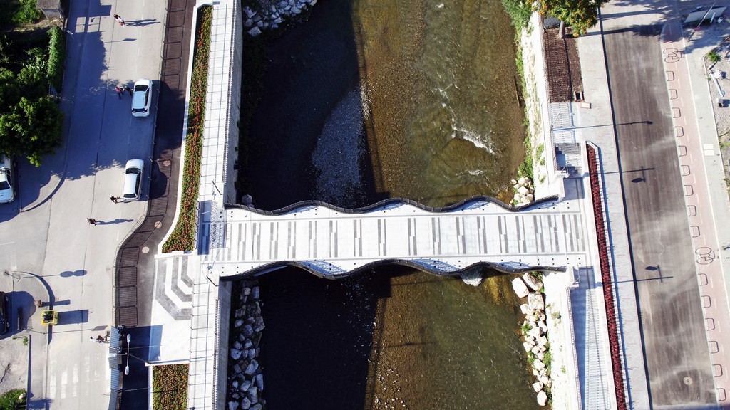 Изграждане на пешеходен мост над река Янтра - Снимка 4