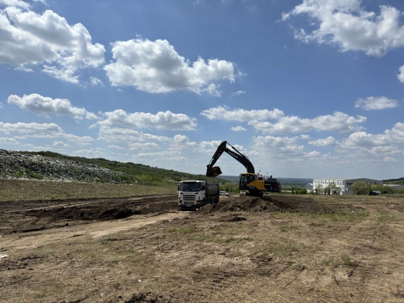 Изграждане на клетка 2 на депо за битови отпадъци - Снимка 15