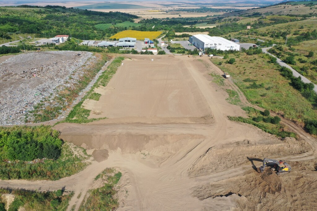 Изграждане на клетка 2 на депо за битови отпадъци - Снимка 10