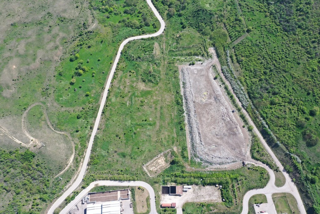 Изграждане на клетка 2 на депо за битови отпадъци - Снимка 17