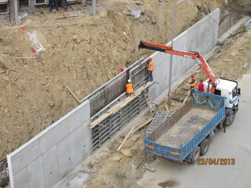 Изграждане на център за настаняване от семеен тип кв. Борово - Снимка 12