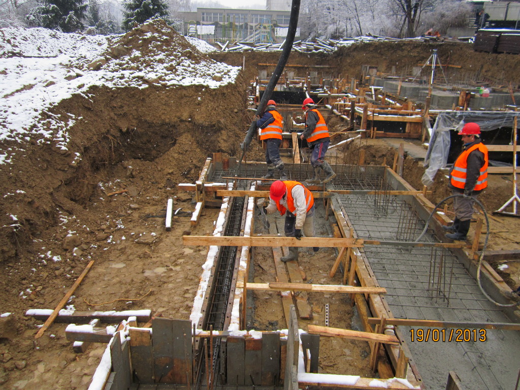 Изграждане на център за настаняване от семеен тип кв. Борово - Снимка 25