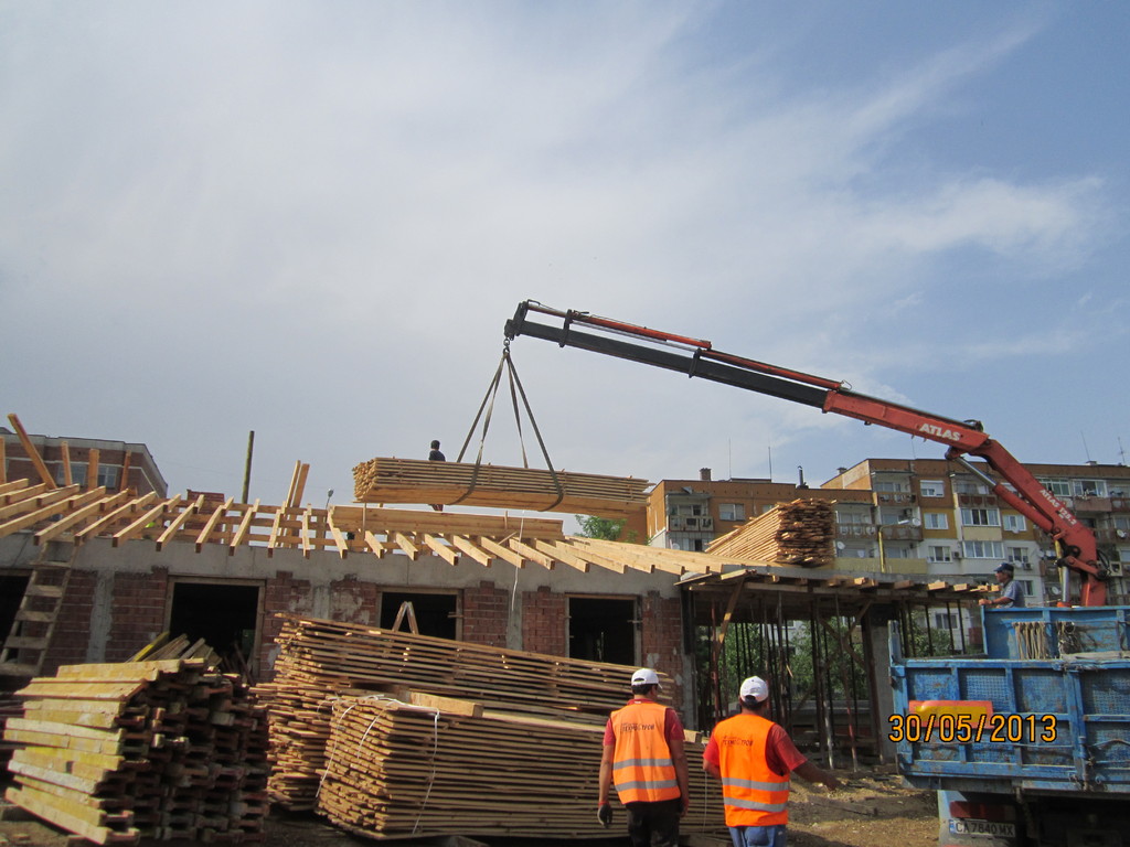 Изграждане на център за настаняване от семеен тип кв. Трендафила - Снимка 7