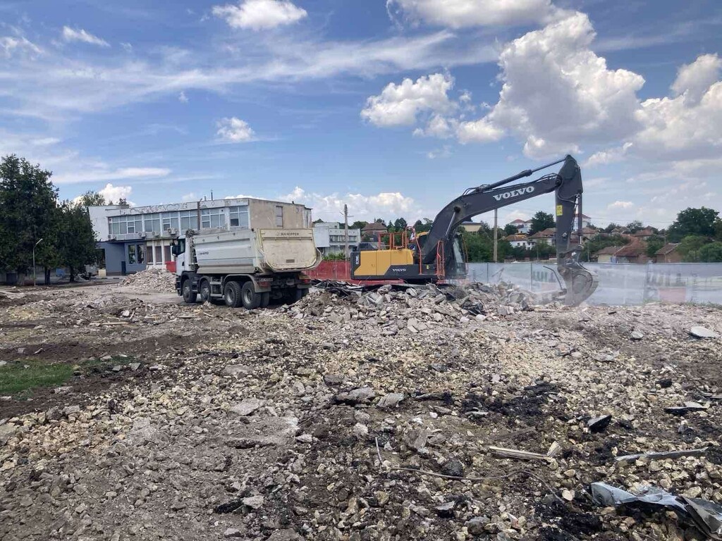 Изграждане на общински пазар - Снимка 21