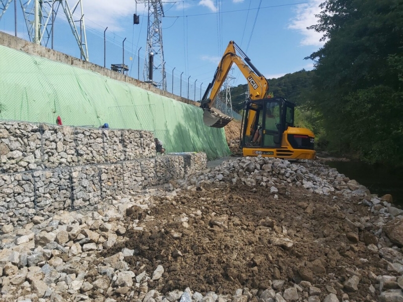 Изграждане на подпорна стена в подстанция  "Балкан" - Снимка 2