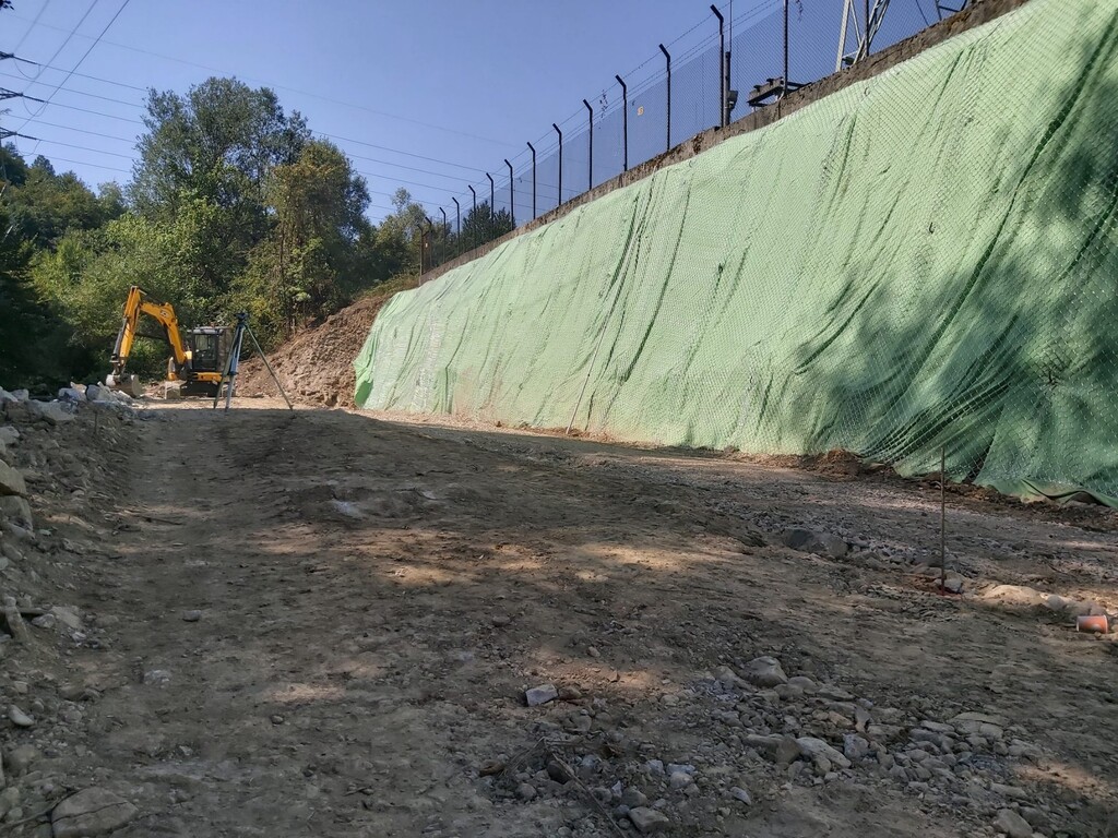 Изграждане на подпорна стена в подстанция  "Балкан" - Снимка 3