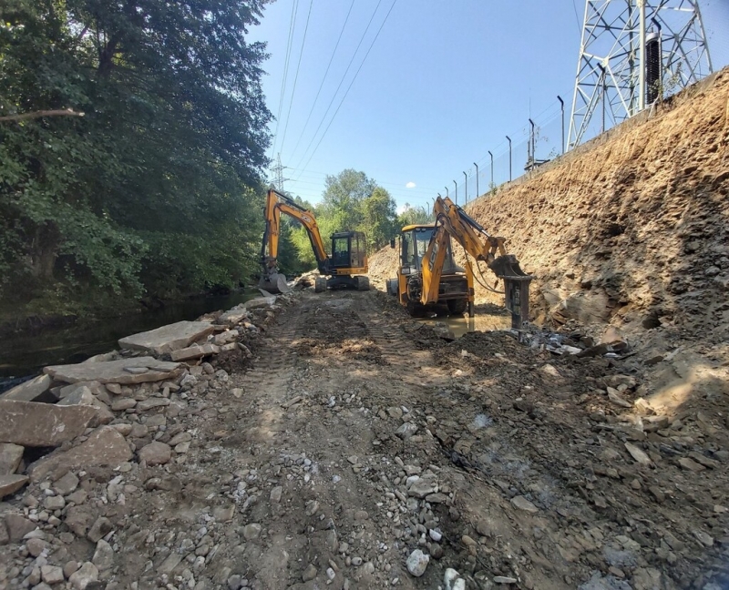 Изграждане на подпорна стена в подстанция  "Балкан" - Снимка 4