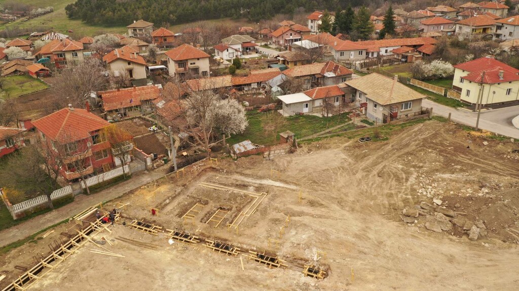 Изграждане на Спортен комплекс - Снимка 27