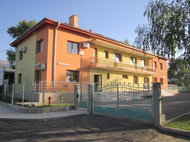 Дневен център за хора с увреждания - Снимка 2