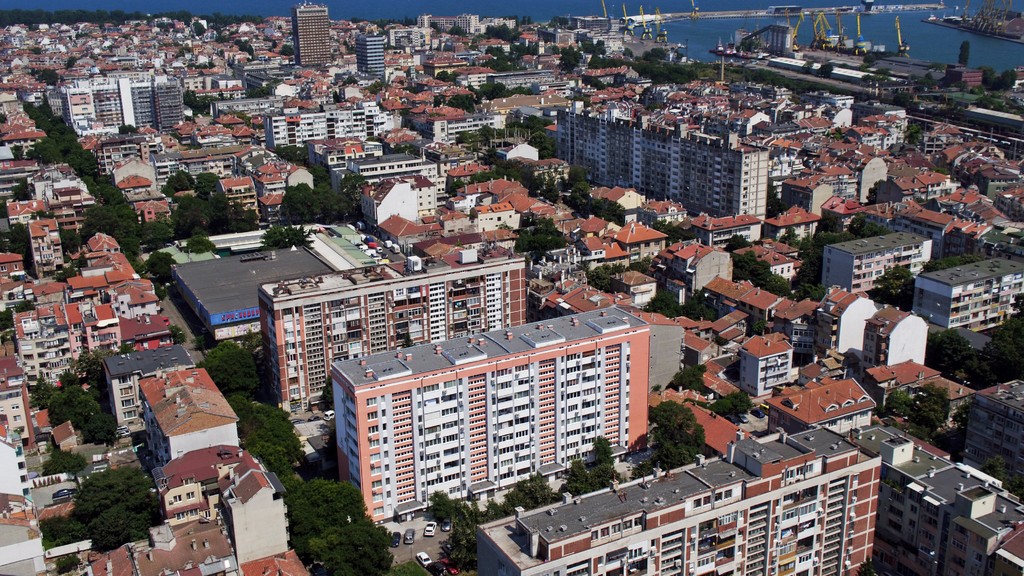 Изпълнение на Инженеринг - ул. Дебелт № 11 - Снимка 3