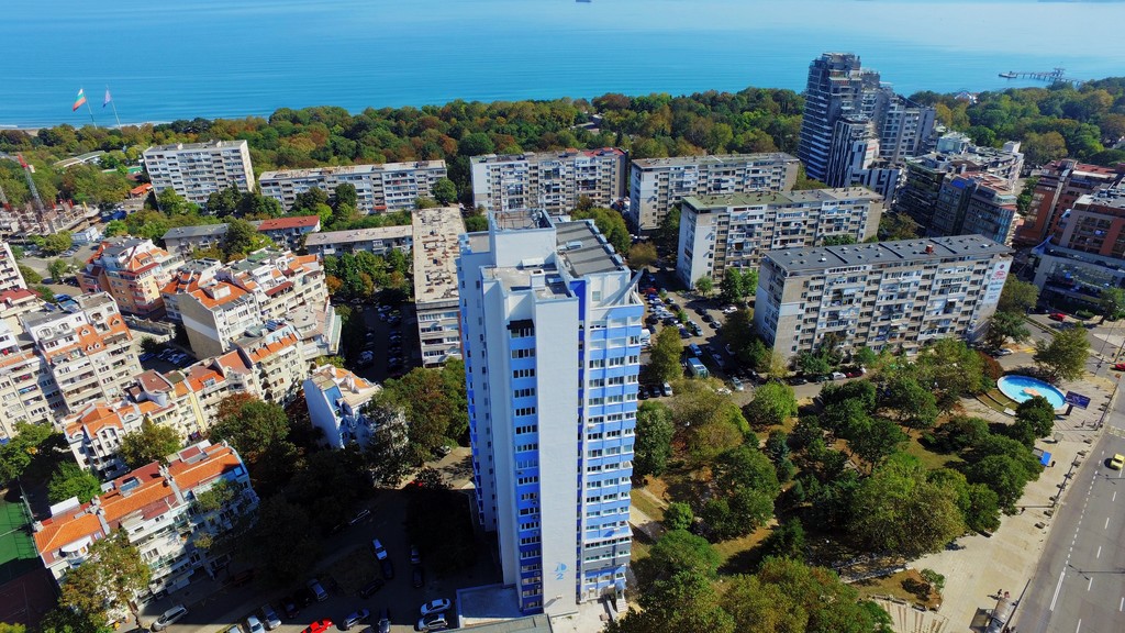 Изпълнение на Инженеринг - ж.к. „Лазур“ бл. 2 - Снимка 13