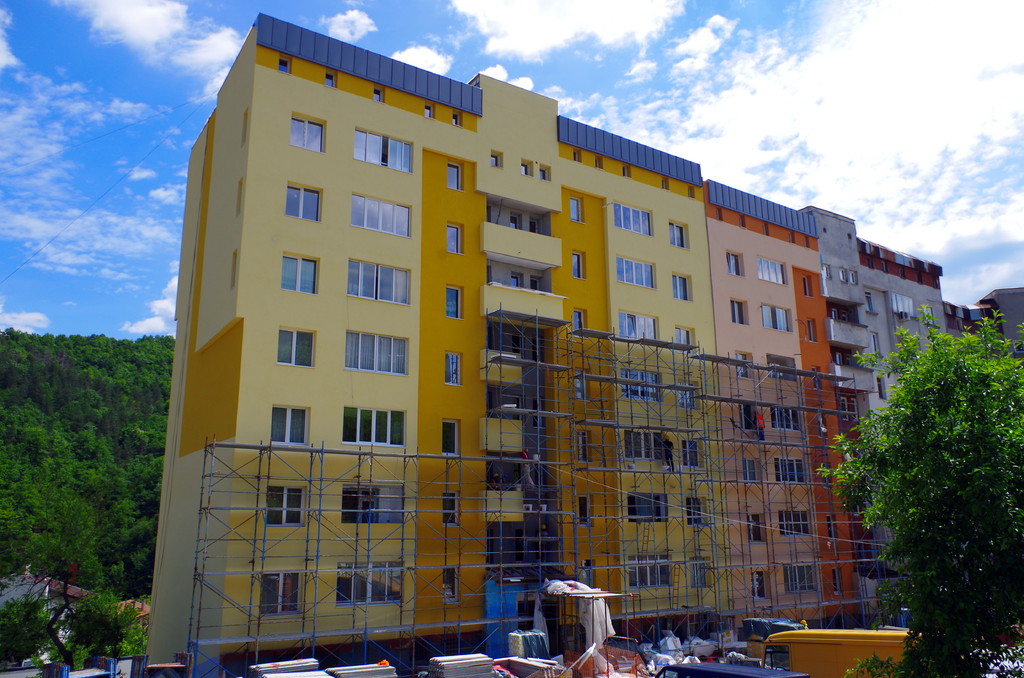 Изпълнение на Инженеринг - ул. Смърч № 21-31 - Снимка 9