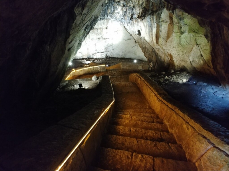 Пещера  "Магурата" - Снимка 5