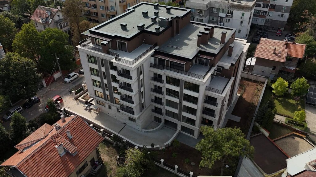 Многофамилна жилищна сграда - Снимка 3