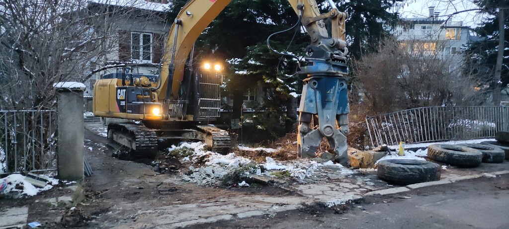 Многофамилна жилищна сграда - Снимка 19