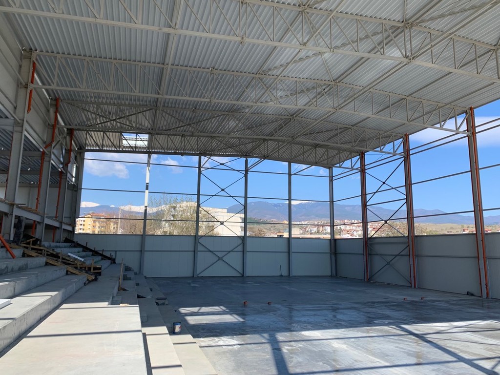 Многофункционална спортна зала - Снимка 18