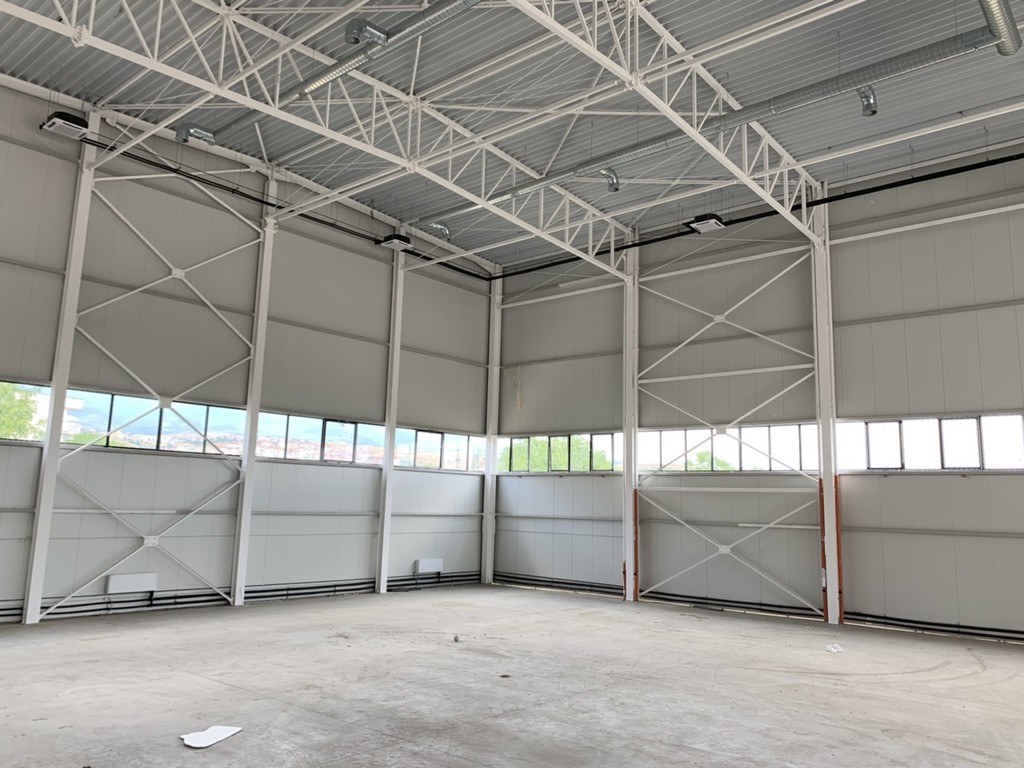 Многофункционална спортна зала - Снимка 15