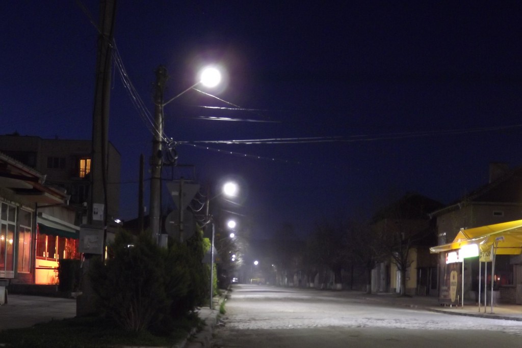 Реконструкция и изграждане на улично осветление - Снимка 2