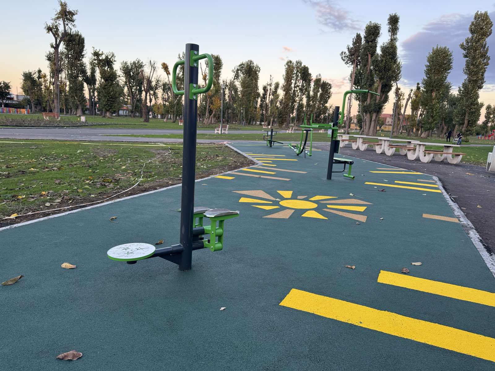 Реконструкция и благоустрояване на градски парк  - Снимка 9