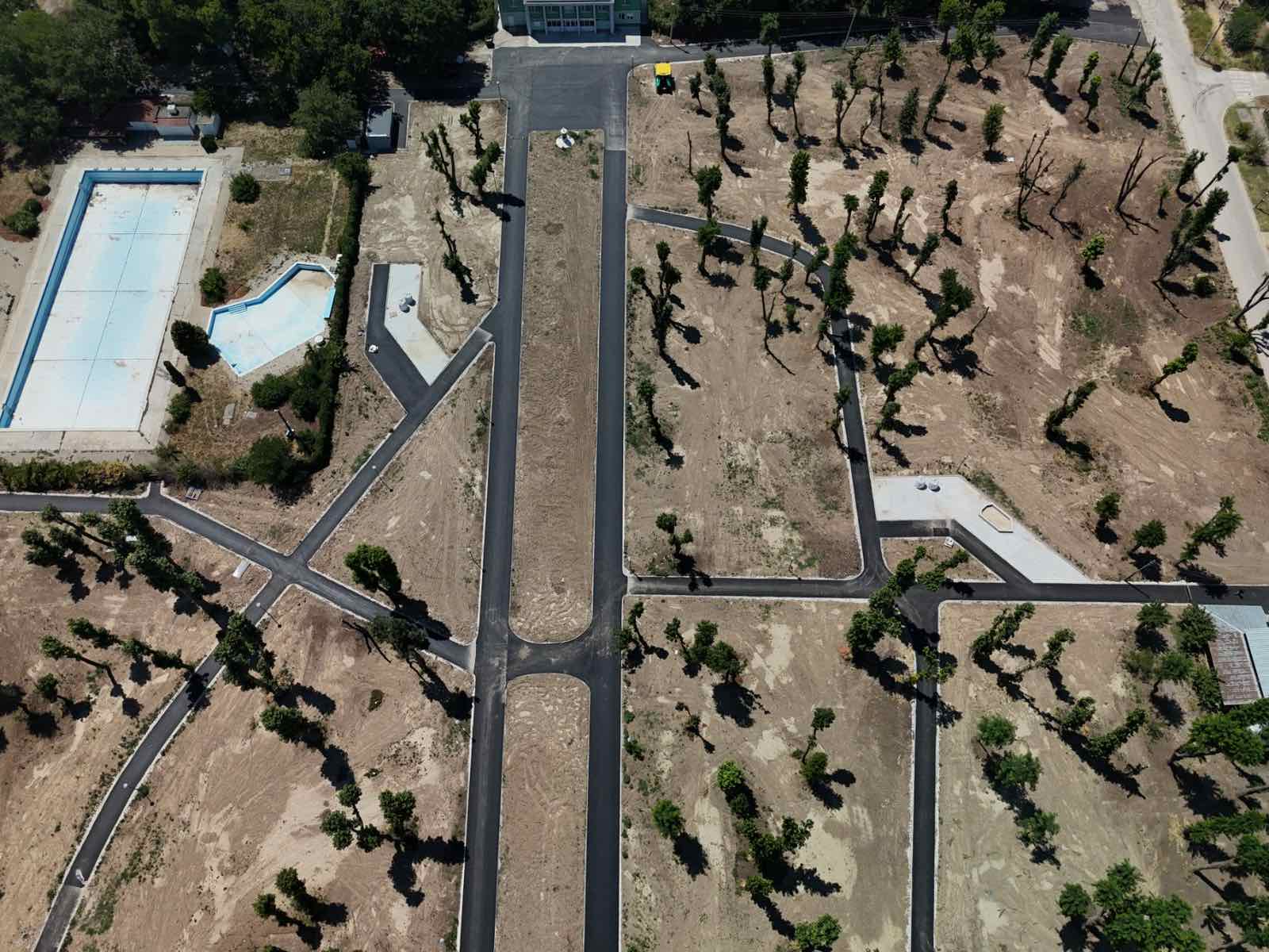 Реконструкция и благоустрояване на градски парк  - Снимка 13