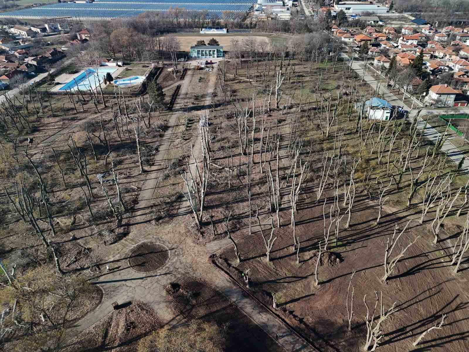 Реконструкция и благоустрояване на градски парк  - Снимка 23