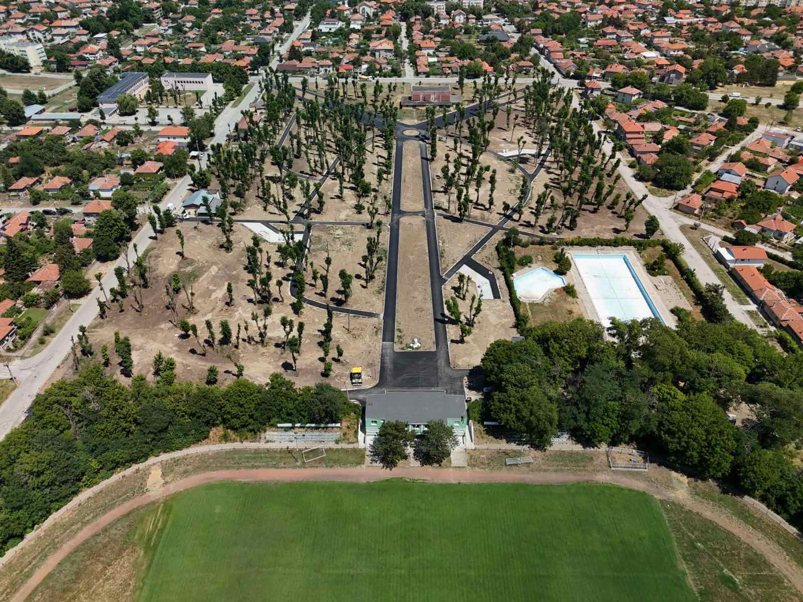 Реконструкция и благоустрояване на градски парк  - Снимка 11