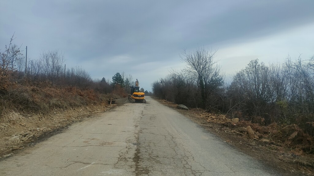 Реконструкция на общински път – Етап II - Снимка 9