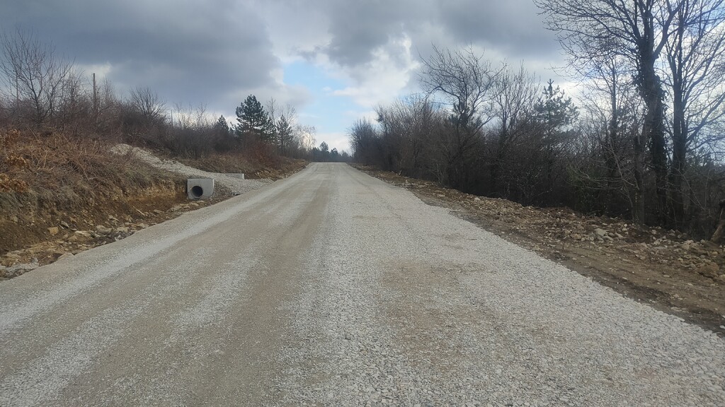 Реконструкция на общински път – Етап II - Снимка 6